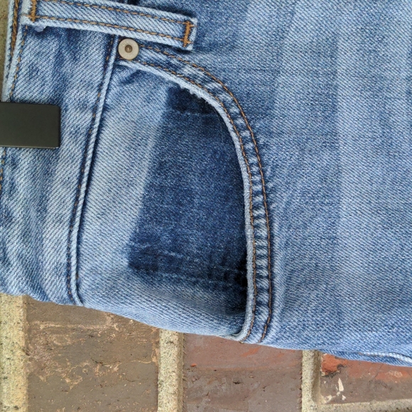 Joe's Jeans High Rise Straight Crop - Picture 3 of 11